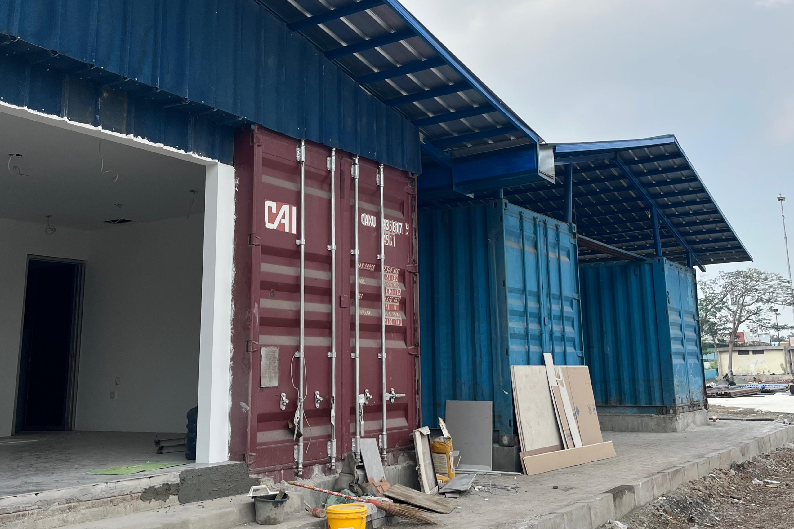 0057269f-732b-4e6f-b2b9-93d2160396a7-fotor-202508121017 Gedung - PT Rezeki Utami Sejahtera (RUAS)